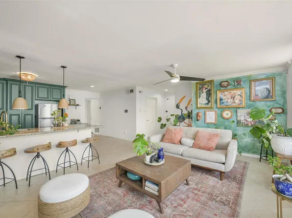 2333 Bering Dr APT 322, Houston, TX 77057