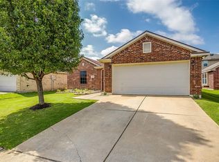 2810 Colt Ln, Dallas, TX 75237