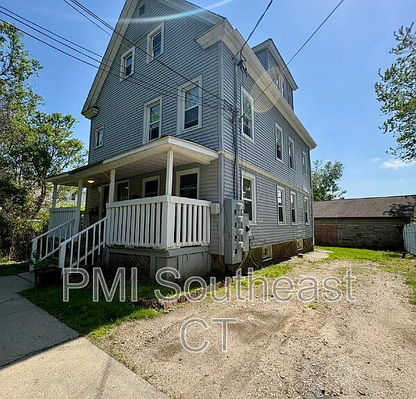 7 Griswold Ct #1 — Photo 2
