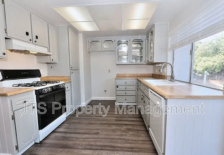 5748 Muldrow Rd — Photo 33
