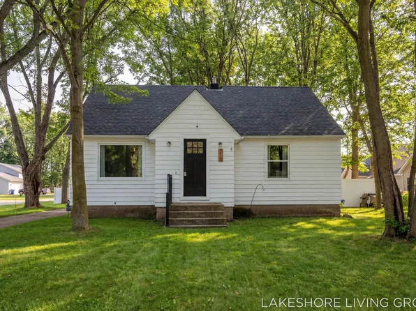 112 E 40th St, Holland, MI 49423