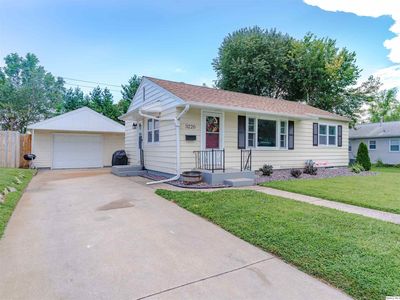 3220 College Ave, Quincy, IL, 62301