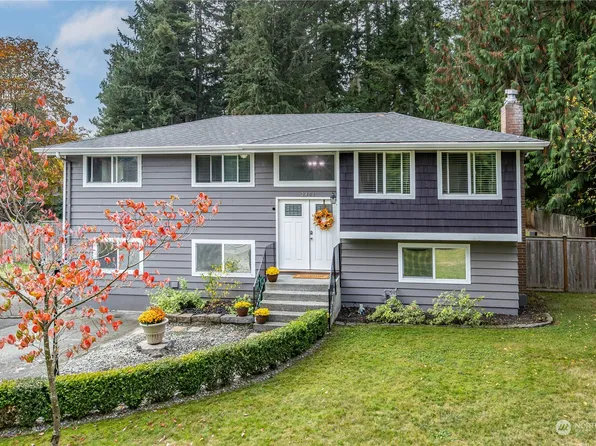 2401 NE John Carlson Road, Bremerton, WA 98311