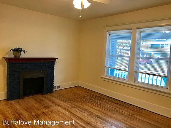 3rd image of 341 Crestwood Ave