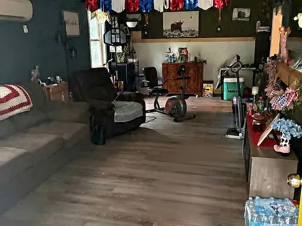 811 Murphy Ave, Joplin, MO 64801