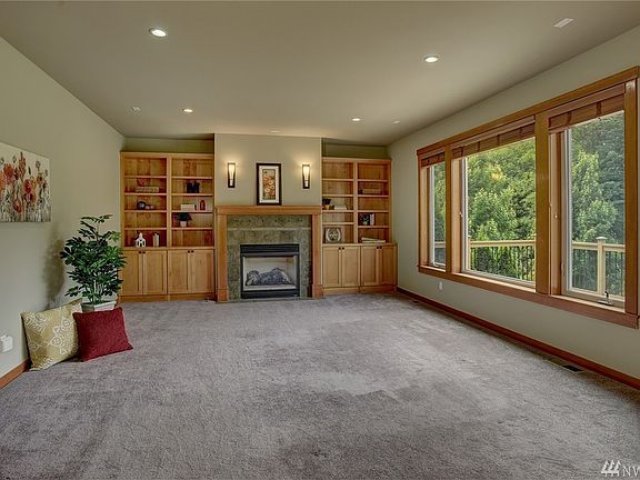 5th image of 9800 NE White Horse Dr