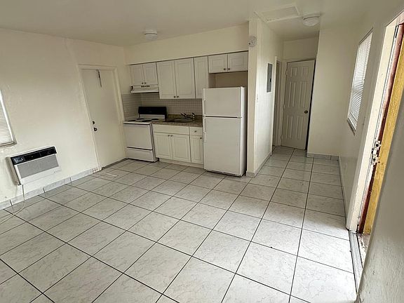 3rd image of 2451 NW 13th Ct #11183525