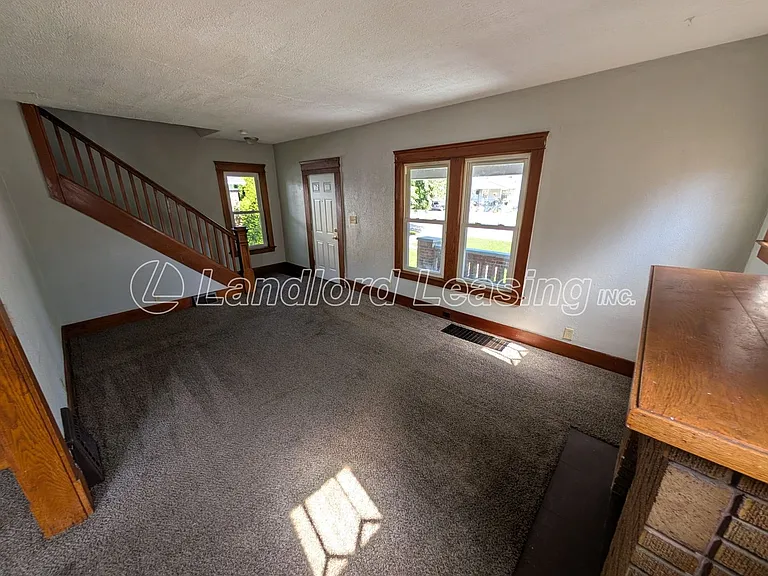 1850 E 33rd St — Photo 5