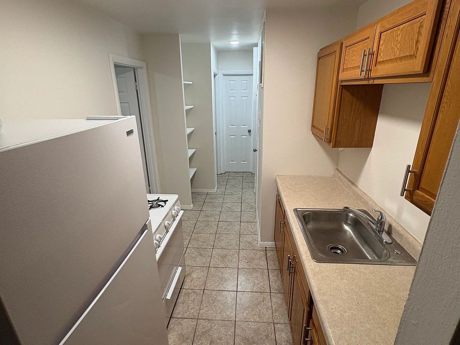 2 bed, 648 sqft, $850 — Photo 1