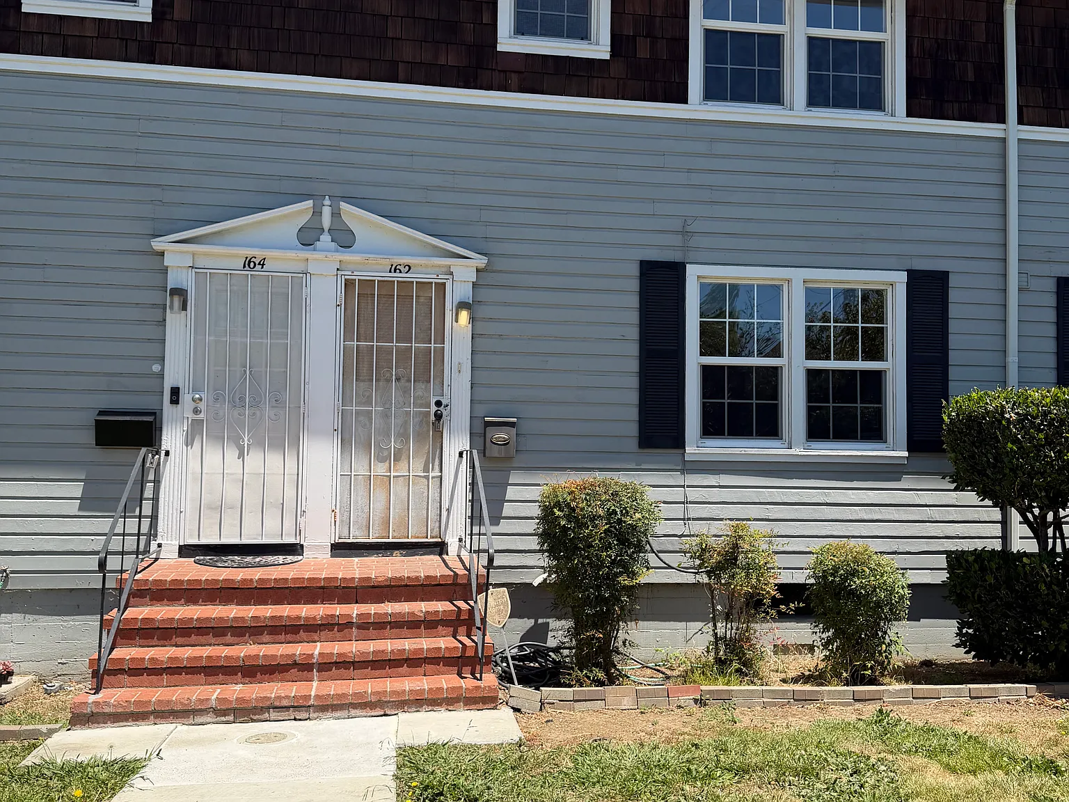 3 bed, 988 sqft, $2,375 — Photo 2