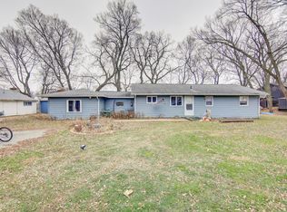 24779 Front St, Sterling, IL 61081