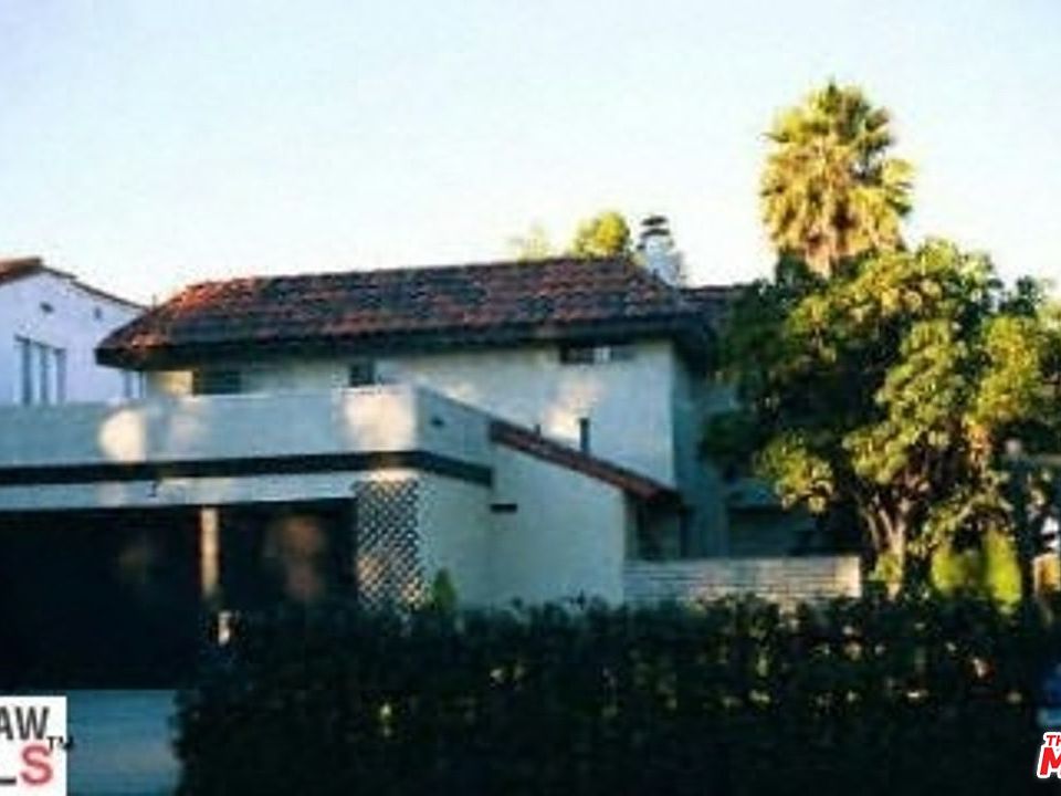 1st image of 6504 Melrose Ave