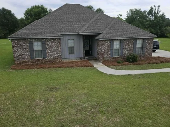 15 S Town Ln, Purvis, MS 39475