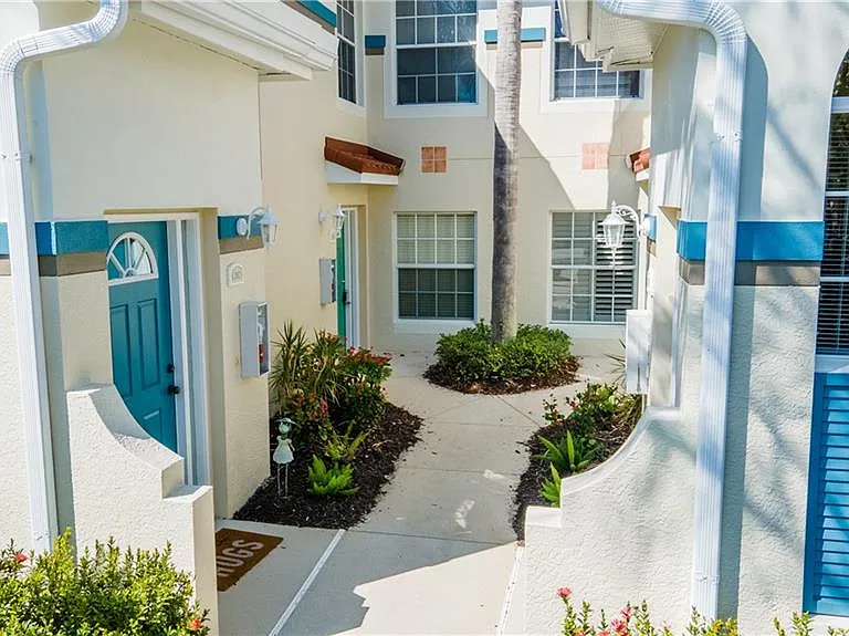 10910 Santa Margherita Rd #102 — Photo 4