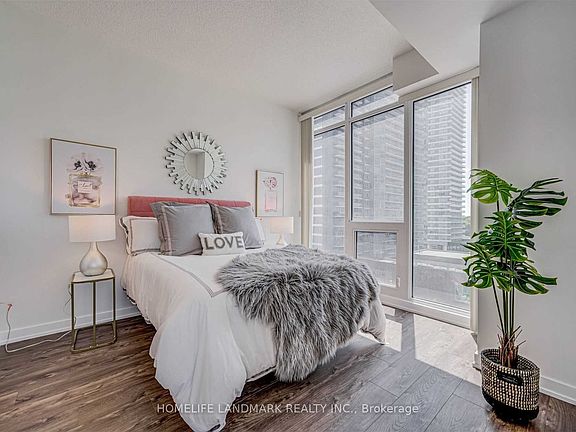 5th image of 72 Esther Shiner Blvd #706