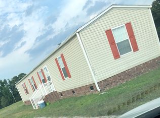 2104 Packer Rd, Whitakers, NC 27891