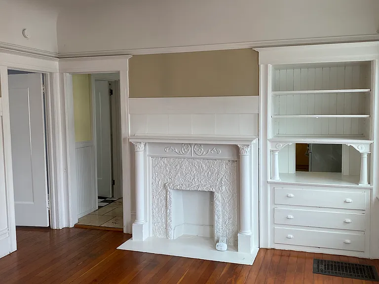 4629 Shattuck Ave — Photo 12