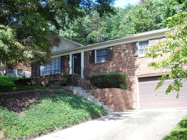 1st image of 110 Rockford Pl