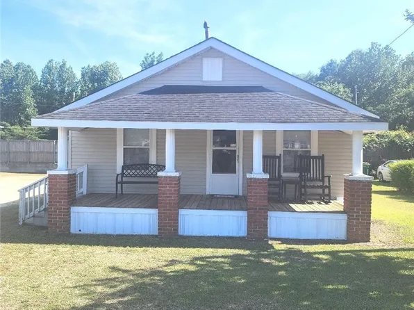 2013 W 5th St, Lumberton, NC 28358
