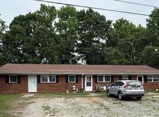 412 Lake Dr #412, High Pt, NC 27263