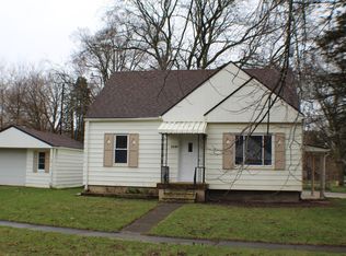 1519 Blueberry Ln, Flint, MI 48507