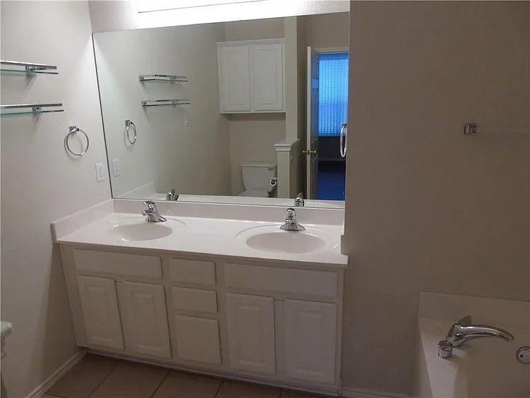 16100 Great Oaks Dr #4103 — Photo 12