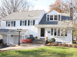 22 Andover Dr, Short Hills, NJ 07078