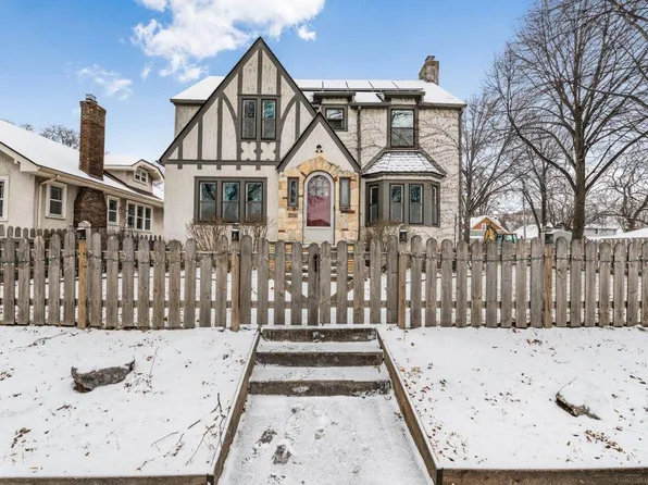 2700 Knox Ave N, Minneapolis, MN 55411