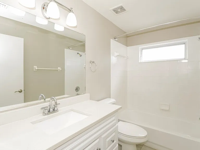 26808 Haverhill Dr — Photo 15