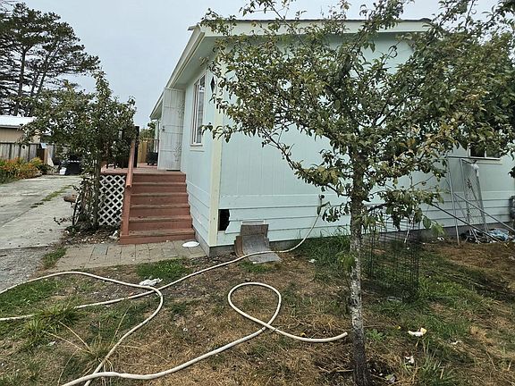 3rd image of 6571 3rd St