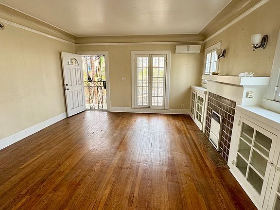 4th image of 314 S Coronado St #1