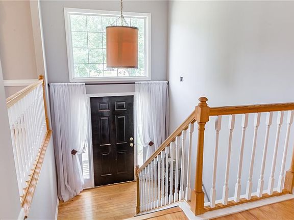5th image of 3185 Willow Park Dr