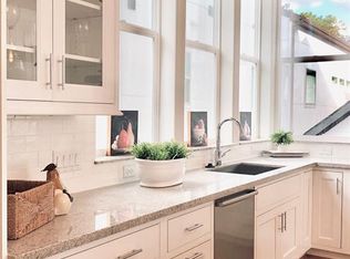 10918 Grove Tree Ln, Houston, TX 77043