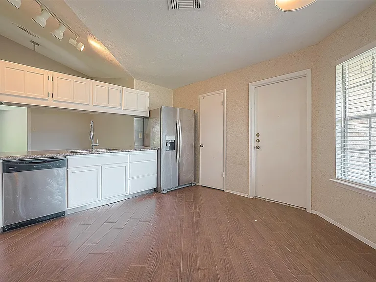 19510 Westhaven Dr — Photo 18