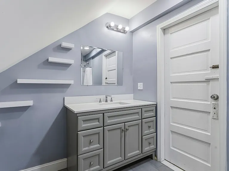 32-34 Salem St #3 — Photo 13