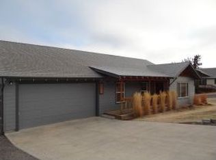 3625 SW Reindeer Ave, Redmond, OR 97756