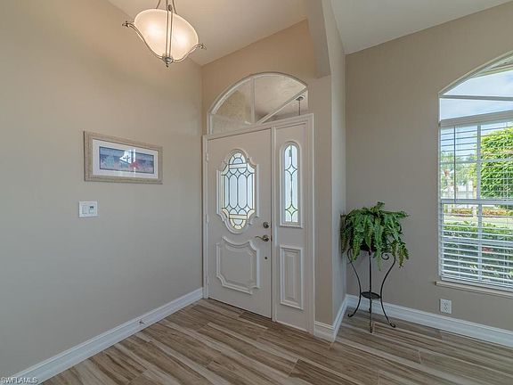2nd image of 297 Capistrano Ct