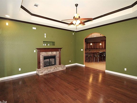5th image of 21 Nicklaus Ln