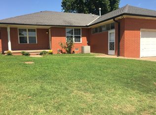 319 SW 2nd St, Jones, OK 73049