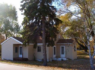 5217 Vassar Rd, Akron, MI 48701