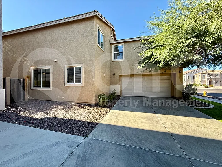 2209 E Pecan Rd — Photo 22