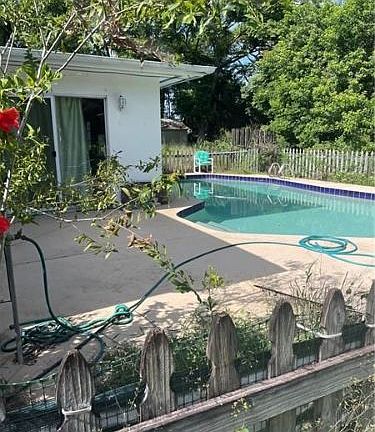 4th image of 1166 36th Ave