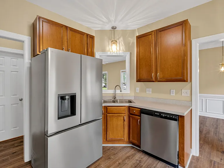 4621 Landover Dale Dr — Photo 15