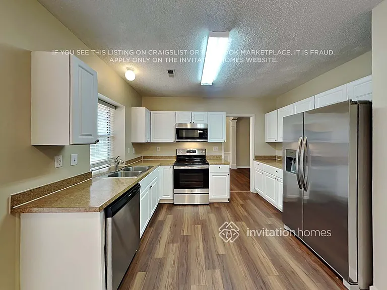 6000 Elm Cove Ln — Photo 12