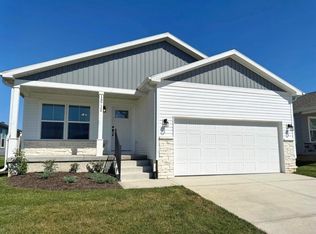 13712 W 175th St, Overland Park, KS 66221