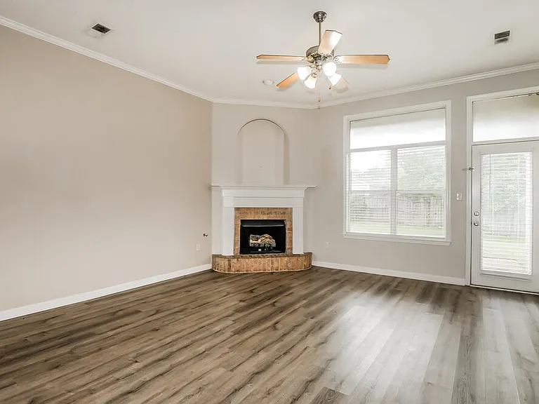 6181 Braybourne Main — Photo 5