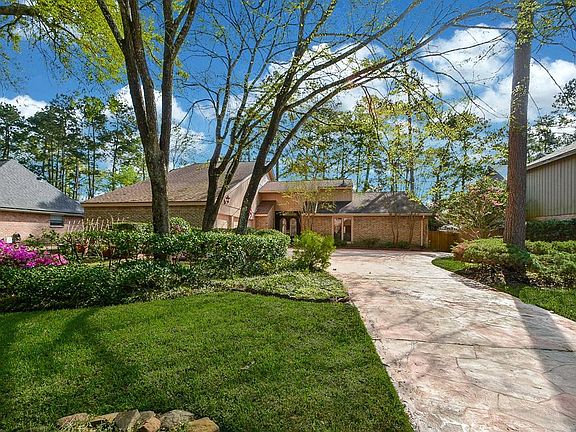 2nd image of 3542 Maple Park Dr