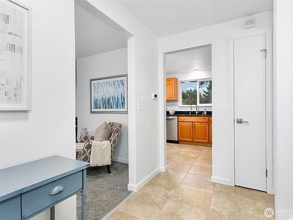 4th image of 18618 8th Avenue Ct E