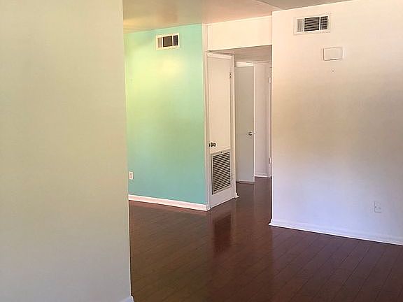 3rd image of 2119 NW 28th Pl