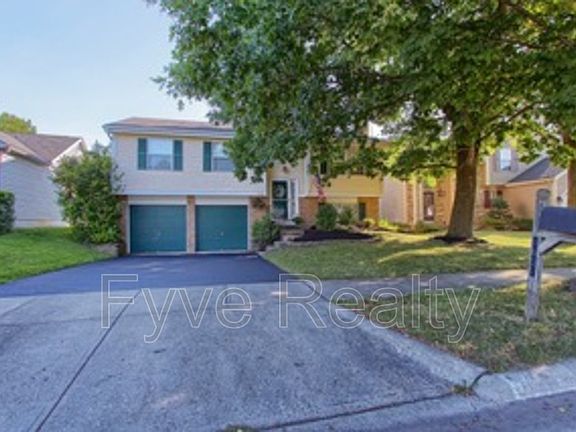 3rd image of 1652 Gardenstone Dr